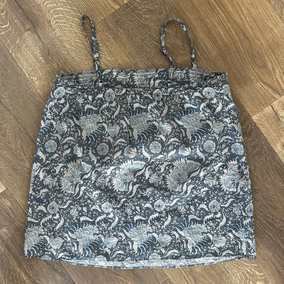 VINCE Floral Top - Picture 1 of 3
